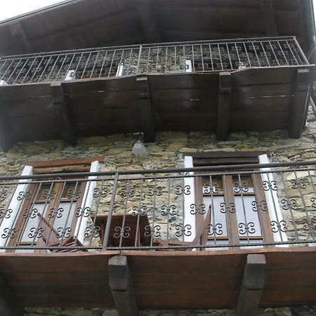 Medievale تريورا